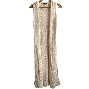 Freshman Crocheted Sleeveless Cardigan Size XS